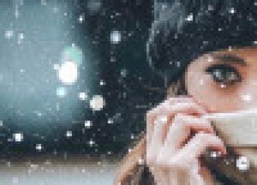 Полка для телевизора на стену может быть сделана из стекла, из металла, из дерева, из ДСП. Она может быть каркасной и...