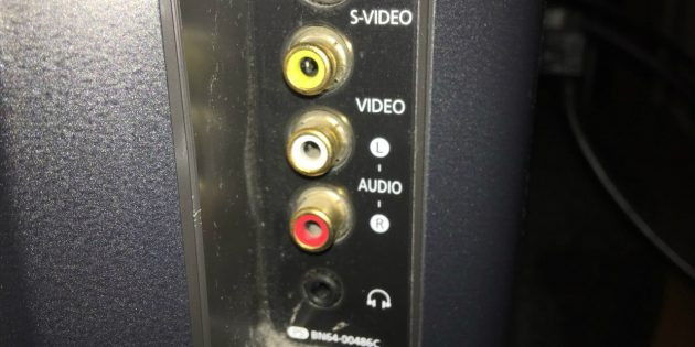 Как подключить телевизор к компьютеру по кабелю: порты RCA